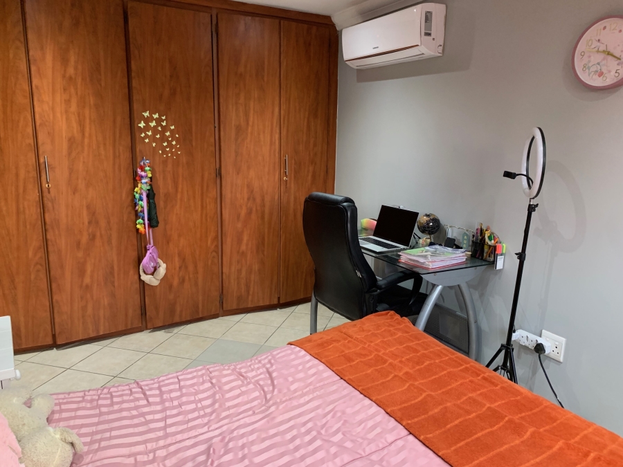 3 Bedroom Property for Sale in Die Wilgers Gauteng