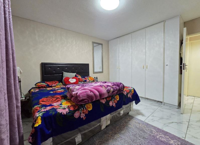2 Bedroom Property for Sale in Ridgeway Gauteng