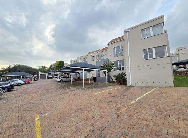 2 Bedroom Property for Sale in Ridgeway Gauteng