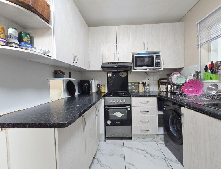 2 Bedroom Property for Sale in Ridgeway Gauteng