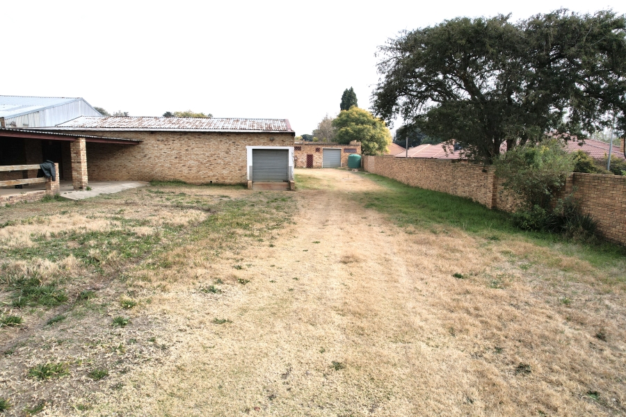 Commercial Property for Sale in Oatlands Gauteng