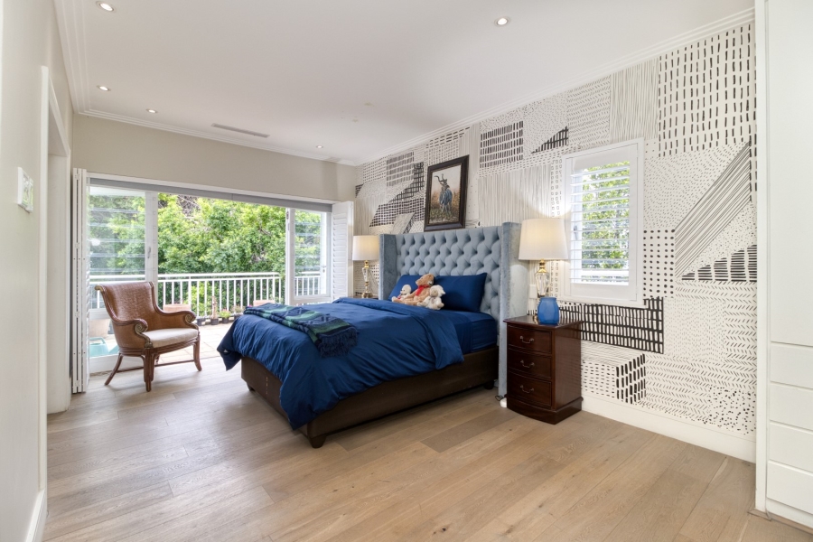 5 Bedroom Property for Sale in Benmore Gardens Gauteng
