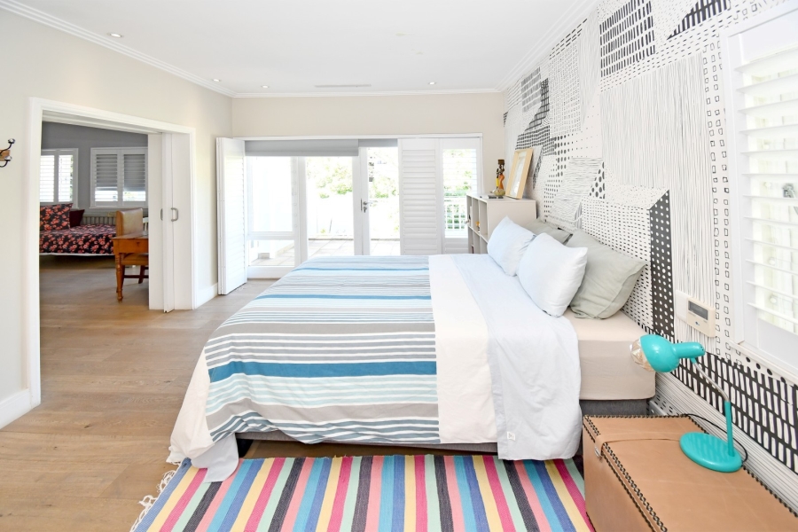 5 Bedroom Property for Sale in Benmore Gardens Gauteng