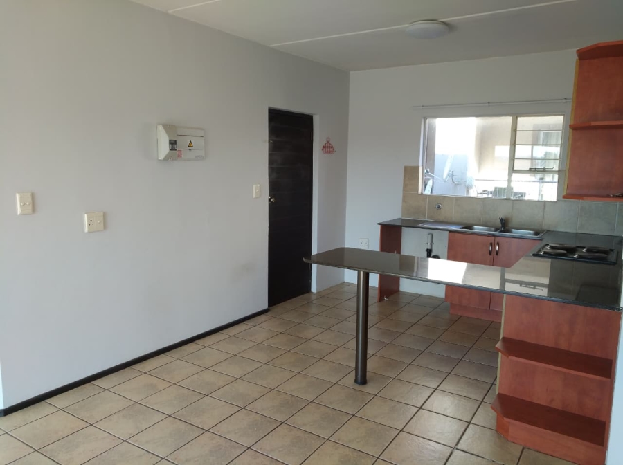2 Bedroom Property for Sale in Bardene Gauteng