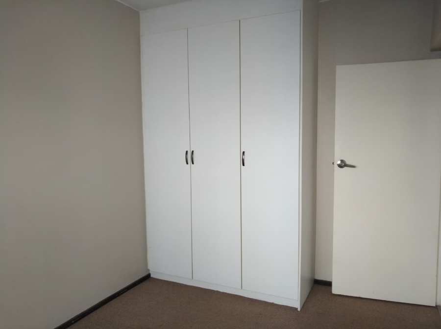 2 Bedroom Property for Sale in Bardene Gauteng