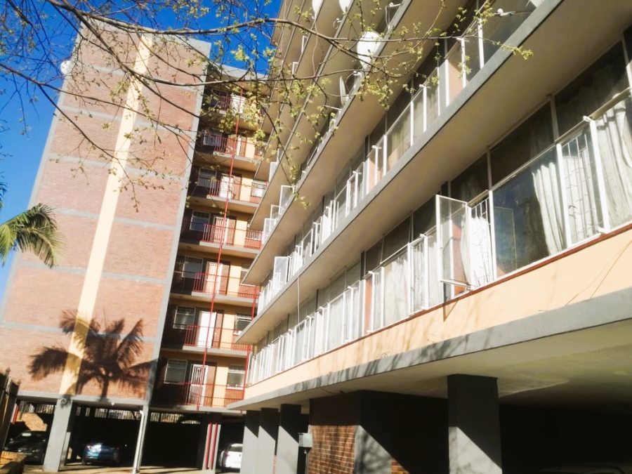 1 Bedroom Property for Sale in Pretoria Central Gauteng