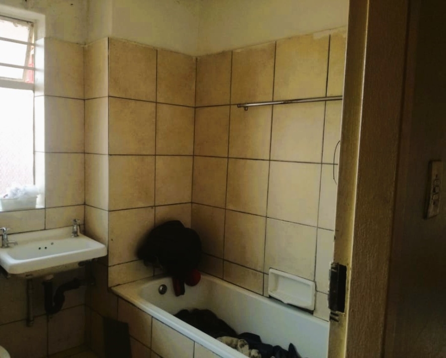 1 Bedroom Property for Sale in Pretoria Central Gauteng