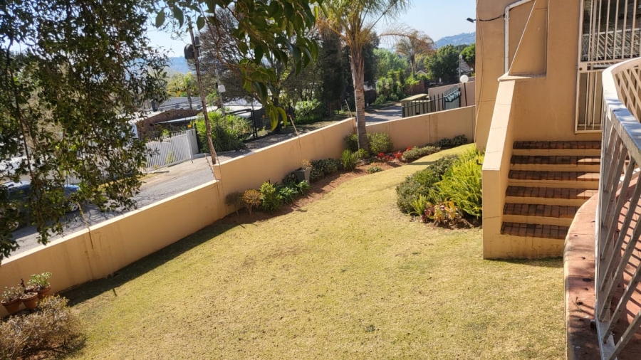 3 Bedroom Property for Sale in Wilro Park Gauteng