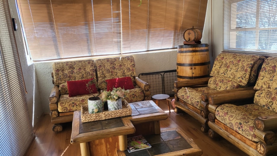 3 Bedroom Property for Sale in Wilro Park Gauteng
