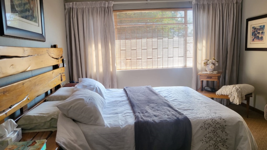 3 Bedroom Property for Sale in Wilro Park Gauteng