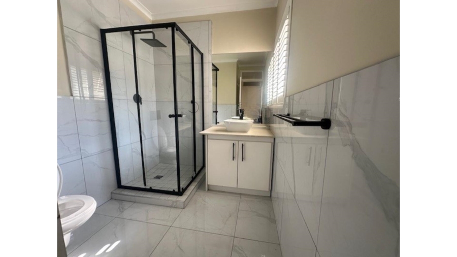 To Let 4 Bedroom Property for Rent in Sandown Gauteng