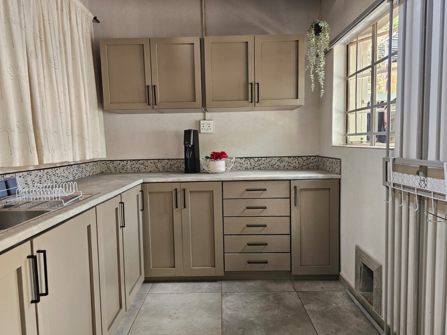 3 Bedroom Property for Sale in Annlin Gauteng