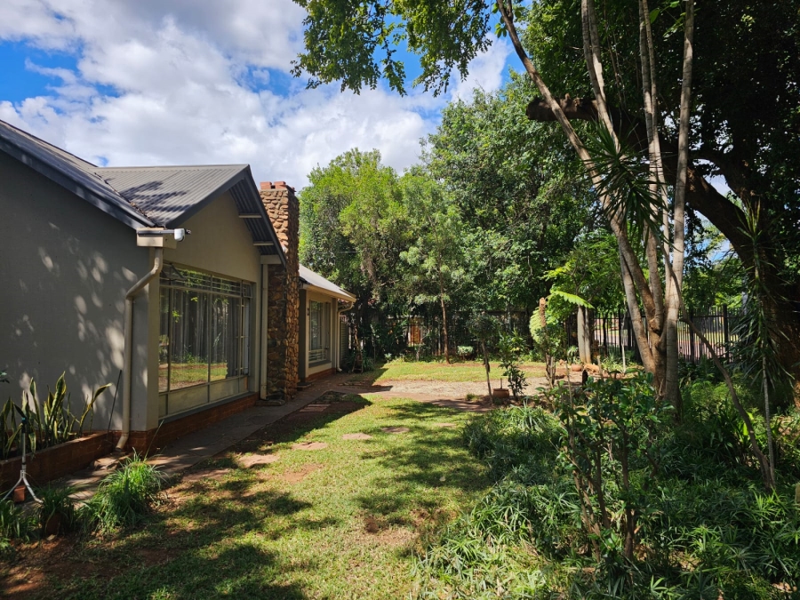 3 Bedroom Property for Sale in Annlin Gauteng