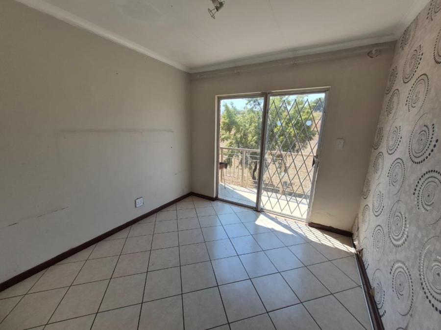 To Let 3 Bedroom Property for Rent in Equestria Gauteng