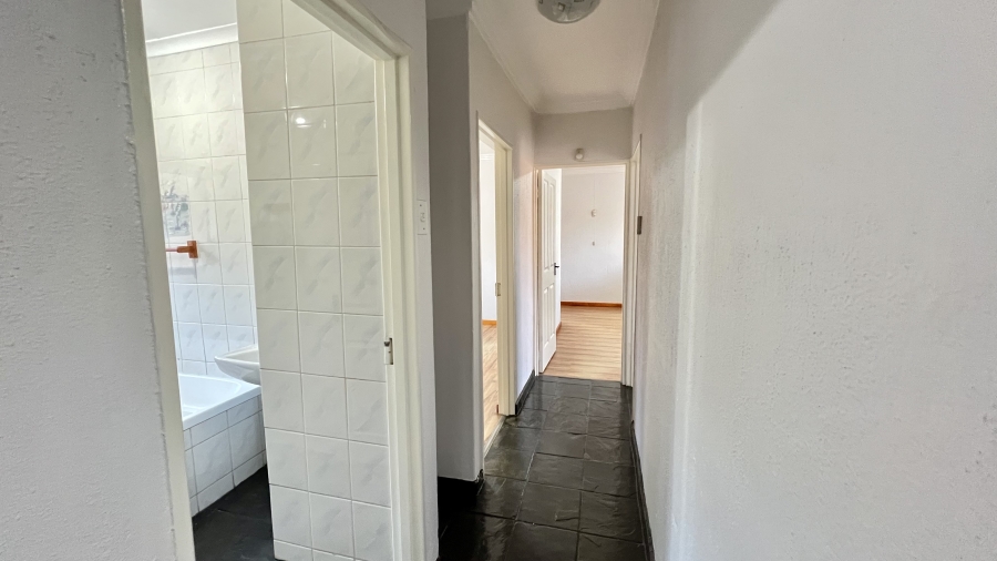 3 Bedroom Property for Sale in Eike Park Gauteng
