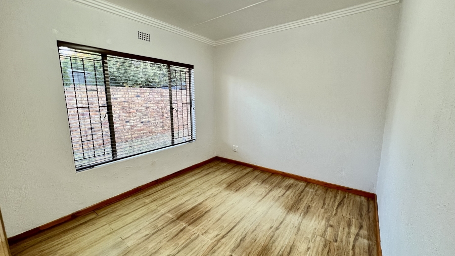 3 Bedroom Property for Sale in Eike Park Gauteng