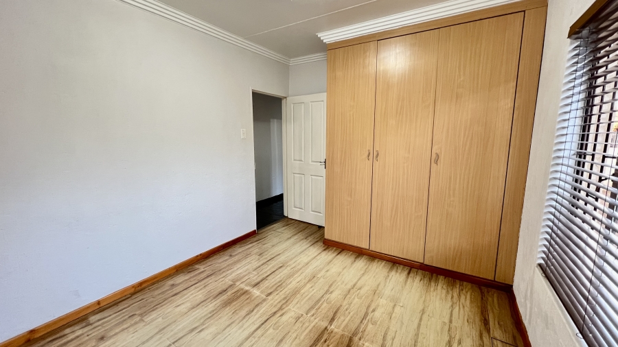 3 Bedroom Property for Sale in Eike Park Gauteng