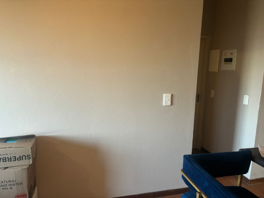 To Let 1 Bedroom Property for Rent in Sundowner Gauteng