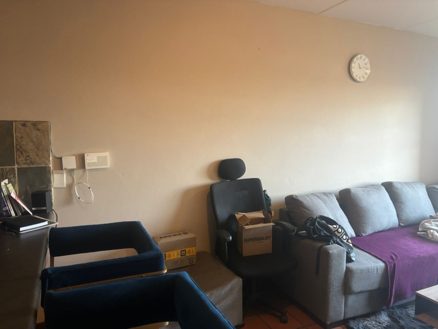 To Let 1 Bedroom Property for Rent in Sundowner Gauteng