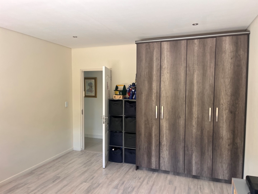 4 Bedroom Property for Sale in Sydenham Gauteng
