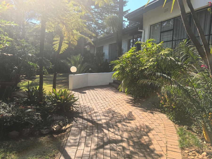 4 Bedroom Property for Sale in Florida Glen Gauteng