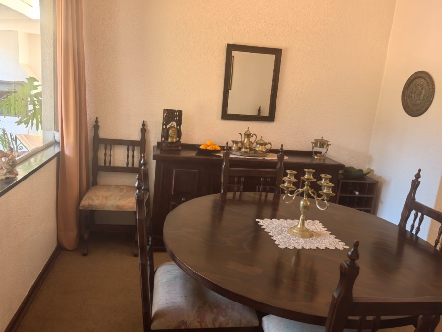 4 Bedroom Property for Sale in Florida Glen Gauteng