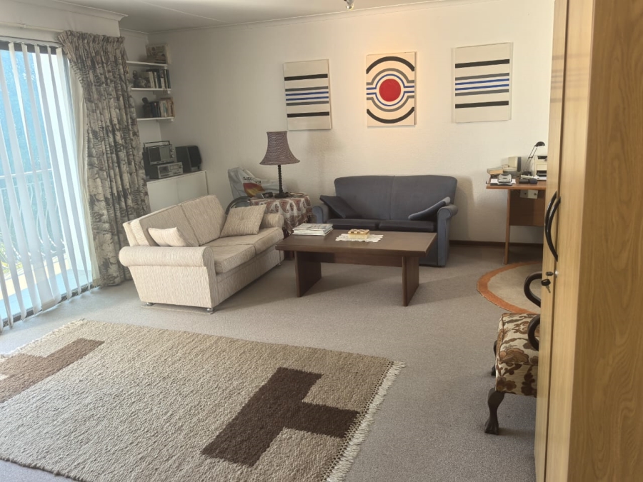 4 Bedroom Property for Sale in Florida Glen Gauteng