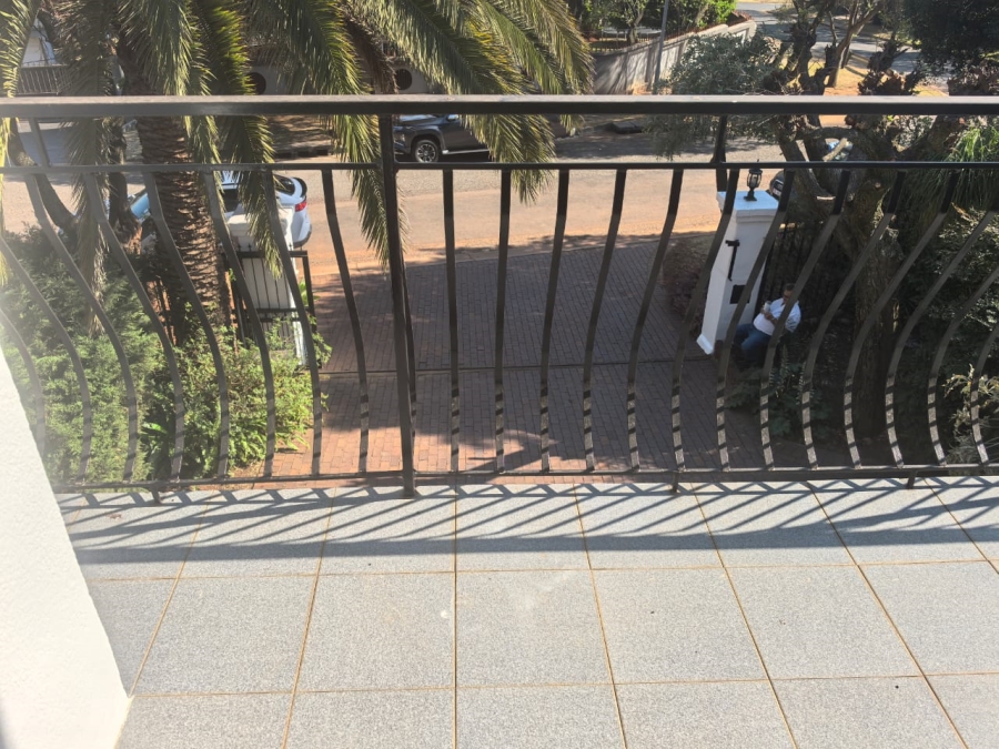 4 Bedroom Property for Sale in Florida Glen Gauteng
