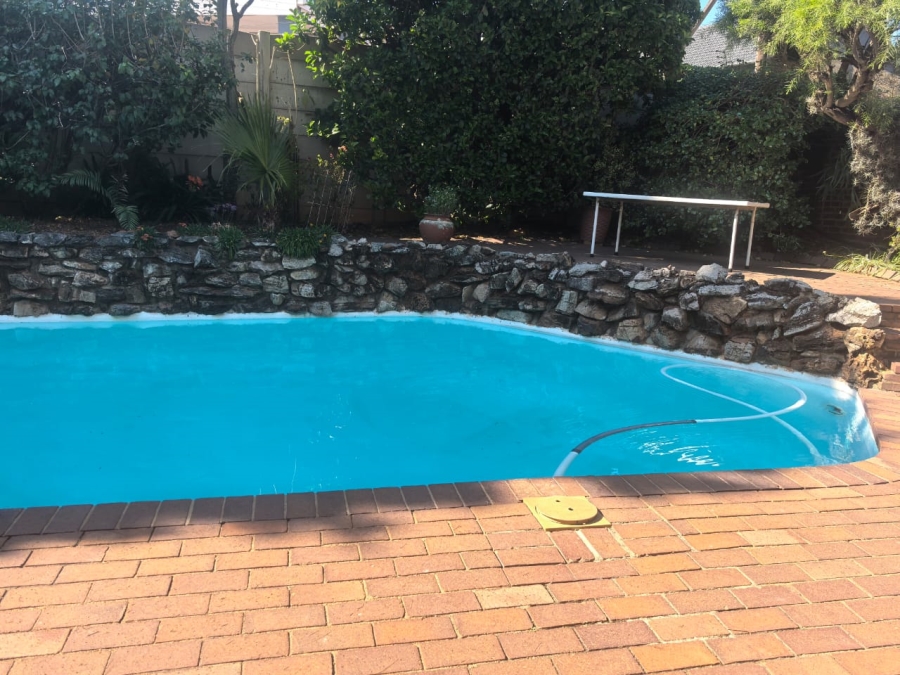 4 Bedroom Property for Sale in Florida Glen Gauteng