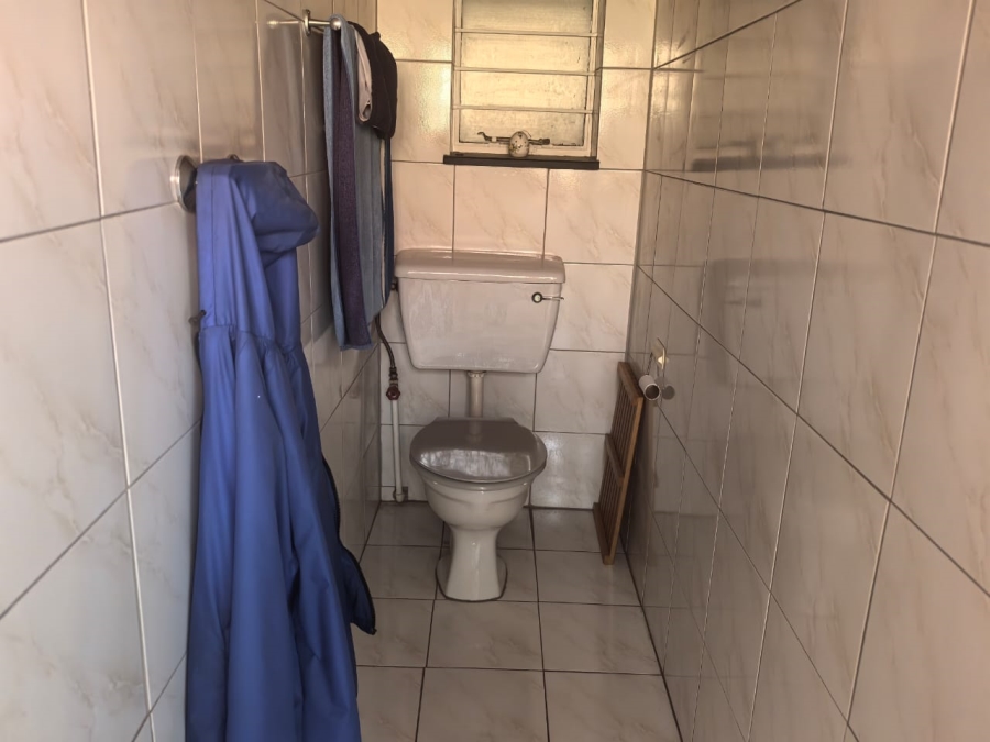 4 Bedroom Property for Sale in Florida Glen Gauteng