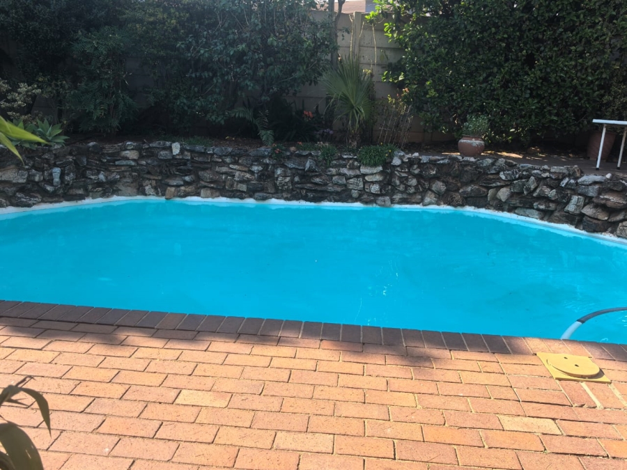 4 Bedroom Property for Sale in Florida Glen Gauteng