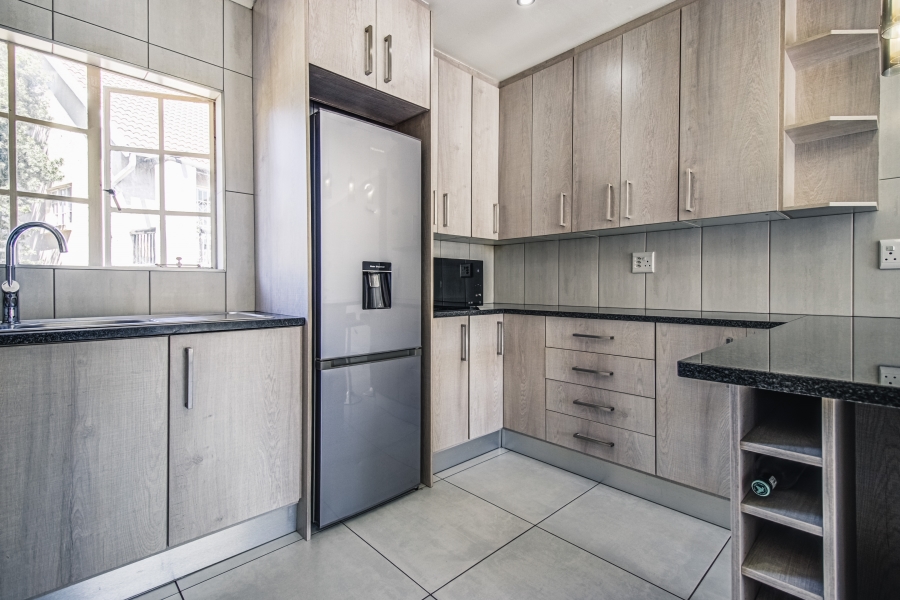 2 Bedroom Property for Sale in Eden Glen Gauteng