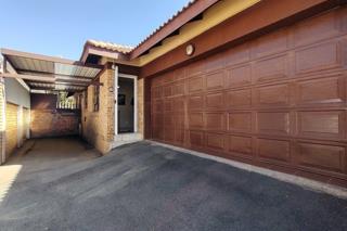 3 Bedroom Property for Sale in New Redruth Gauteng