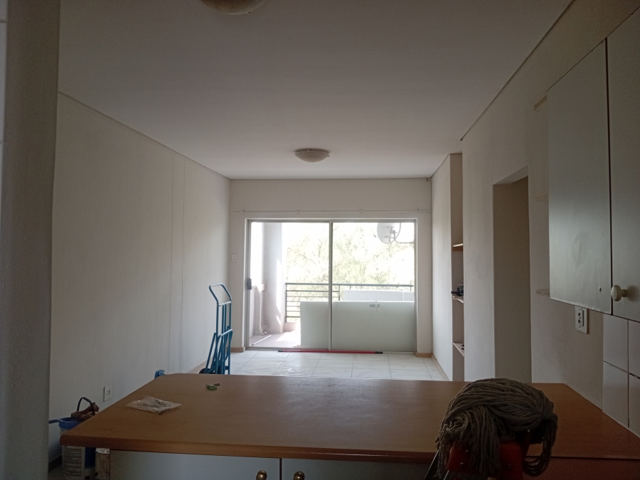 To Let 2 Bedroom Property for Rent in Waterkloof Glen Gauteng