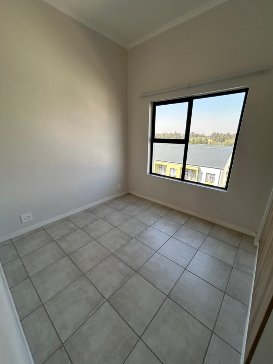 To Let 2 Bedroom Property for Rent in Witfield Gauteng