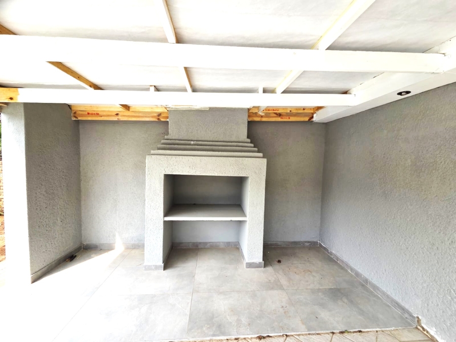 4 Bedroom Property for Sale in Doornkloof Gauteng