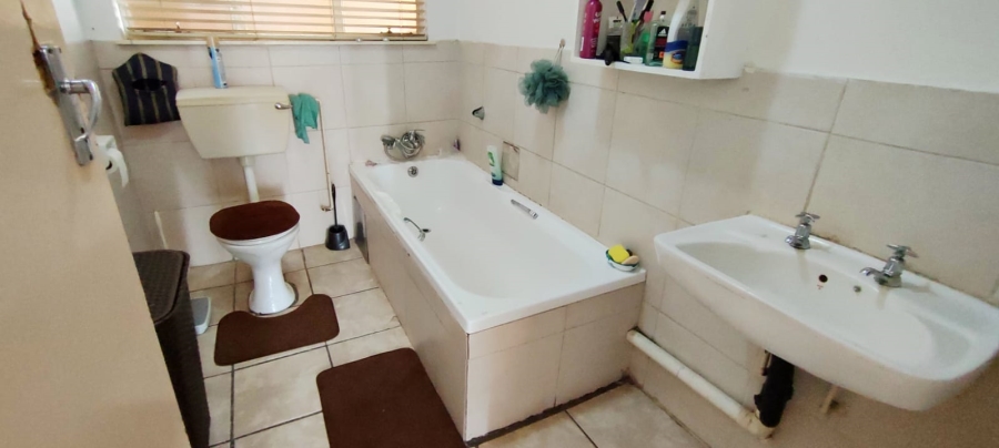 2 Bedroom Property for Sale in Randgate Gauteng