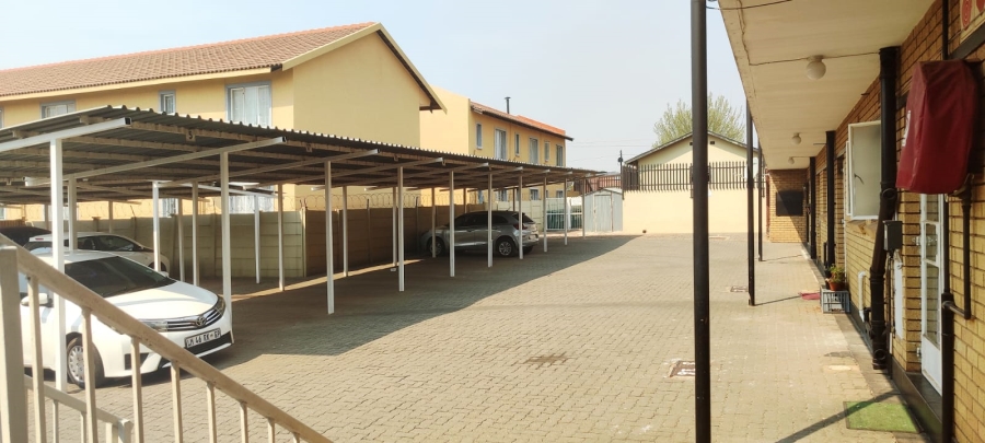 2 Bedroom Property for Sale in Randgate Gauteng