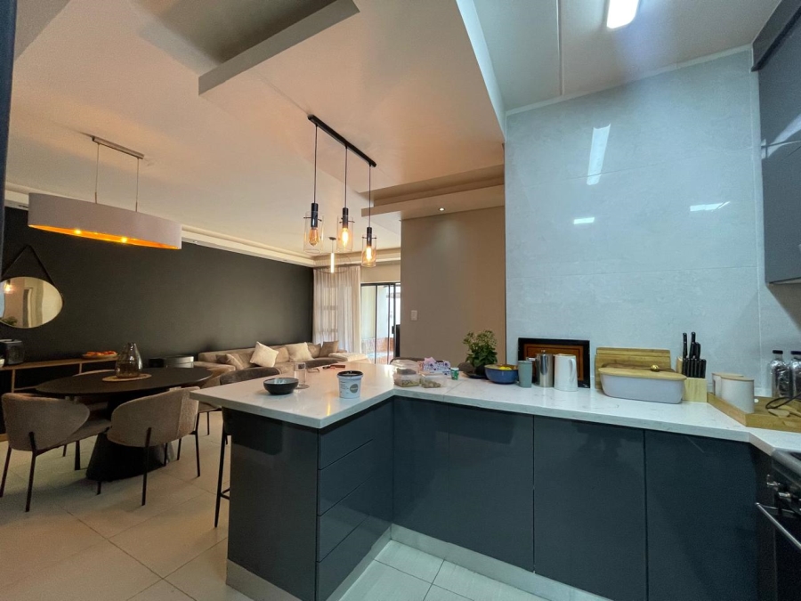To Let 4 Bedroom Property for Rent in Kyalami Gauteng