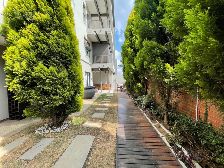 To Let 4 Bedroom Property for Rent in Kyalami Gauteng