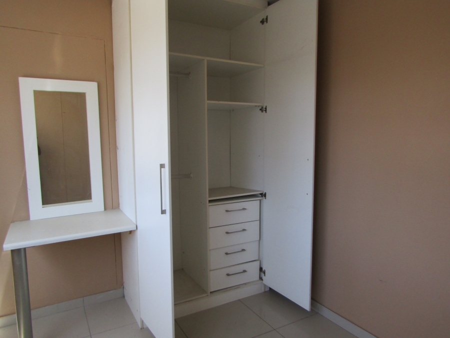 To Let 2 Bedroom Property for Rent in Paarlshoop Gauteng