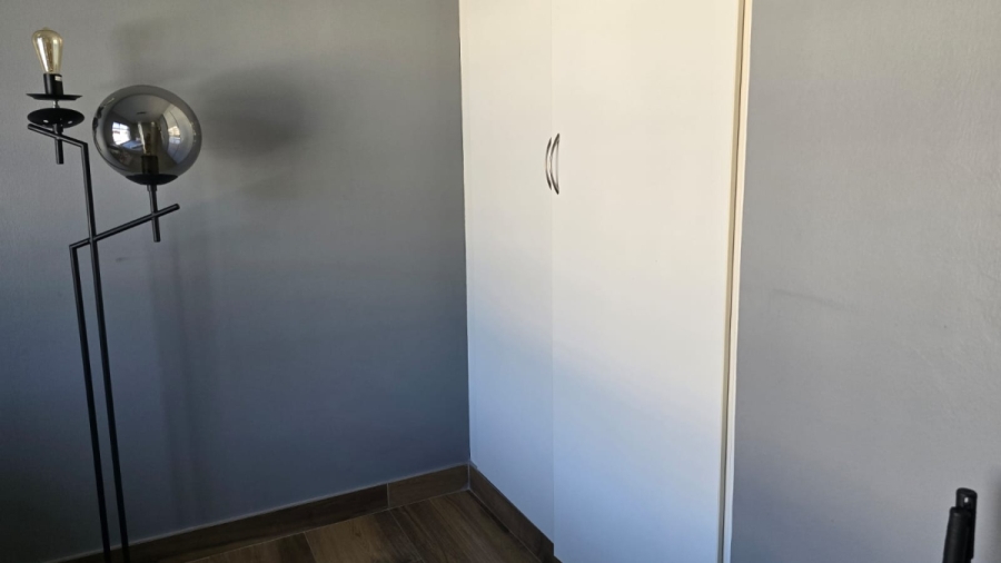 2 Bedroom Property for Sale in Greenstone Hill Gauteng
