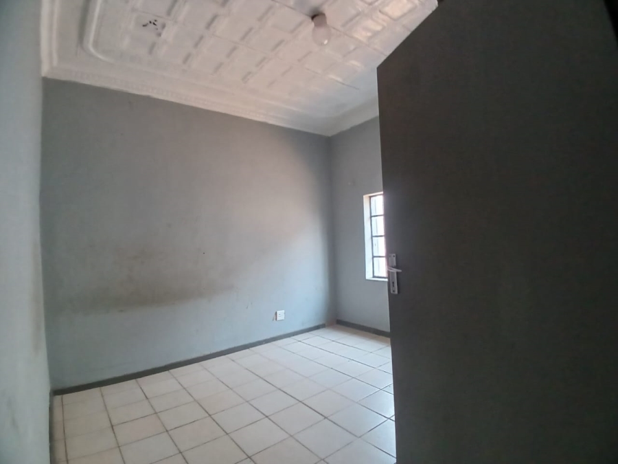 6 Bedroom Property for Sale in Randgate Gauteng