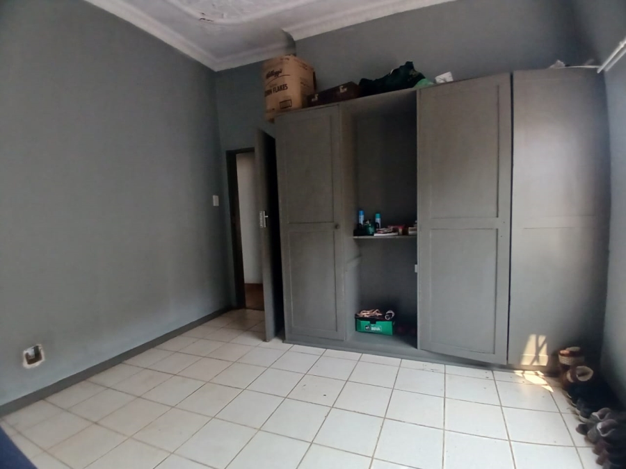 6 Bedroom Property for Sale in Randgate Gauteng