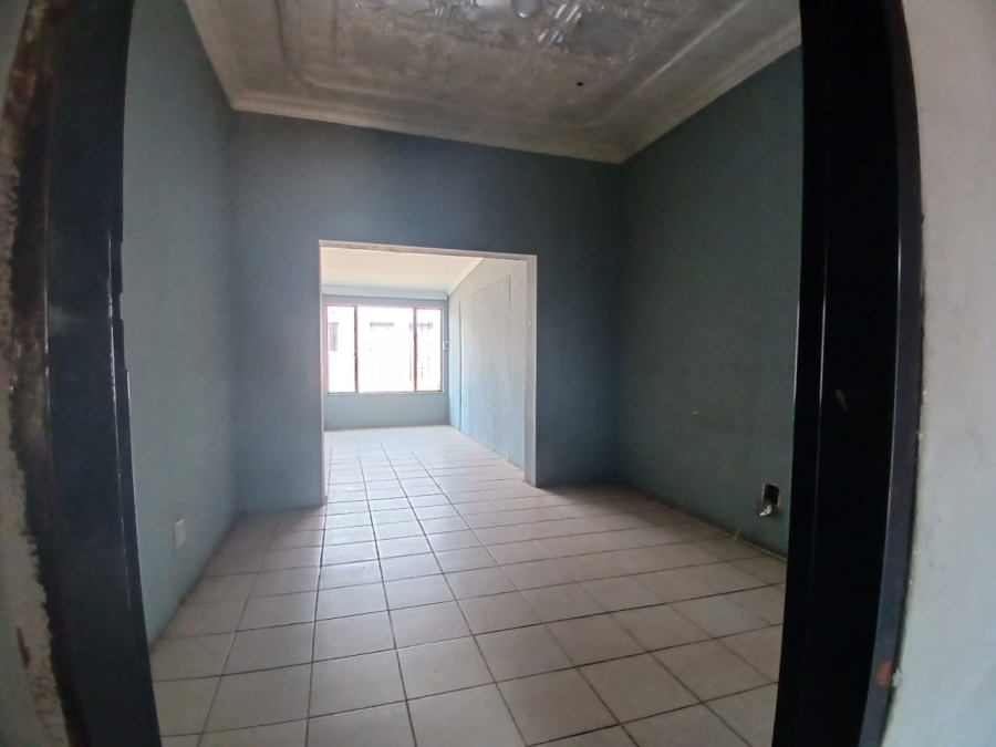 6 Bedroom Property for Sale in Randgate Gauteng