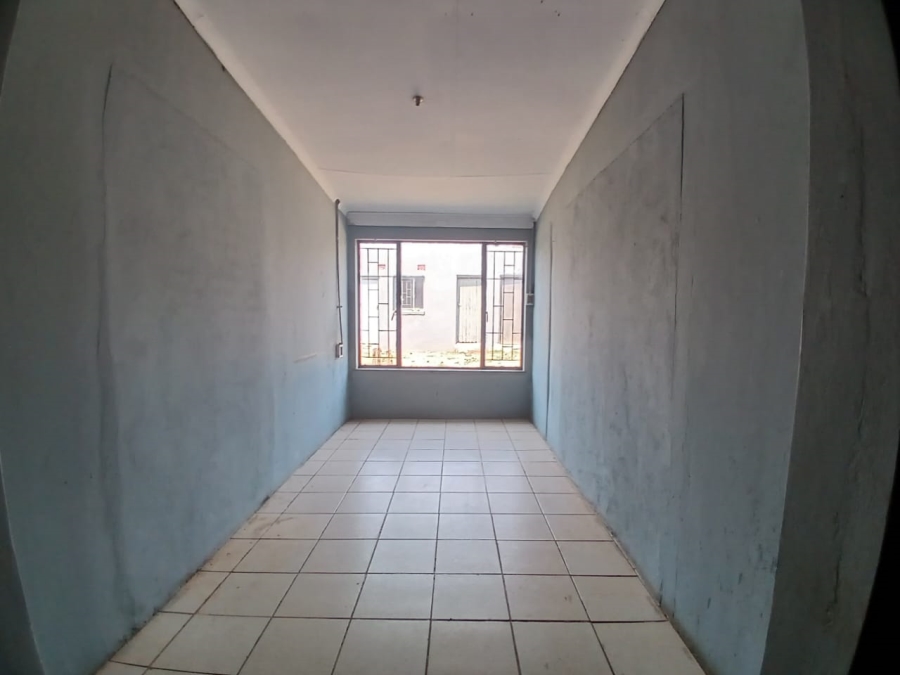 6 Bedroom Property for Sale in Randgate Gauteng