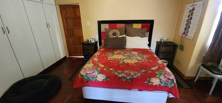 6 Bedroom Property for Sale in Brackendowns Gauteng