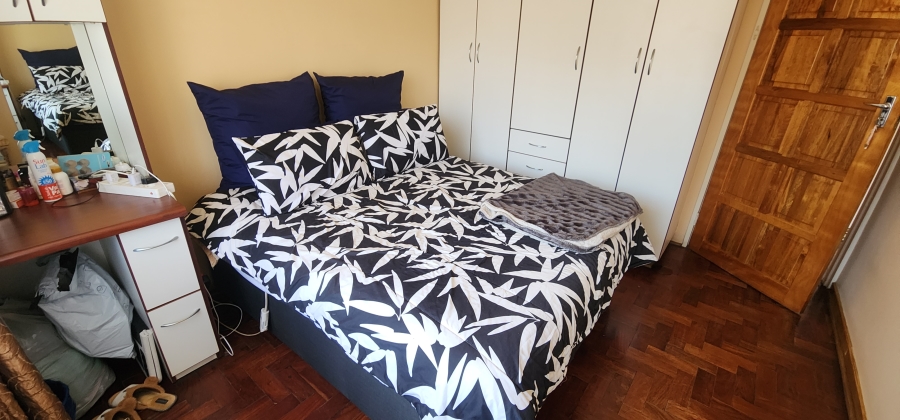 6 Bedroom Property for Sale in Brackendowns Gauteng