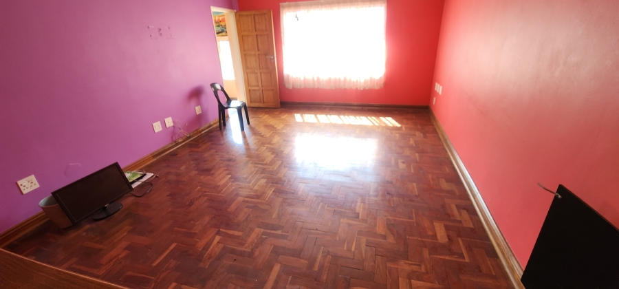 6 Bedroom Property for Sale in Brackendowns Gauteng