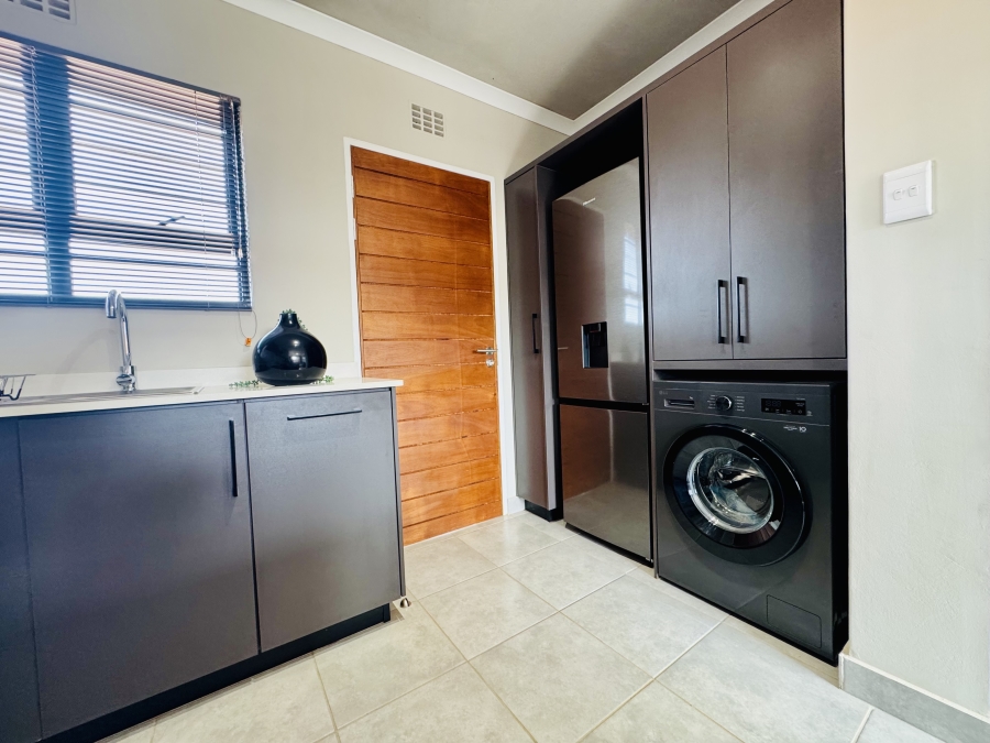 2 Bedroom Property for Sale in Sinoville Gauteng